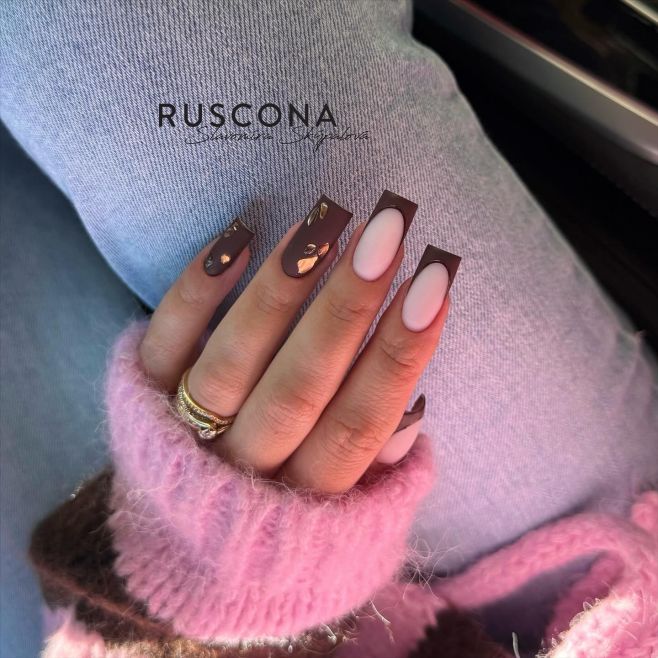 Hnědá? Hit letošního podzimu. 🤍🤩🤩 Použité produkty v další fotce. Svajpni doprava. 👉🏻👉🏻 #ruscona #rusconacz #rusconanails...